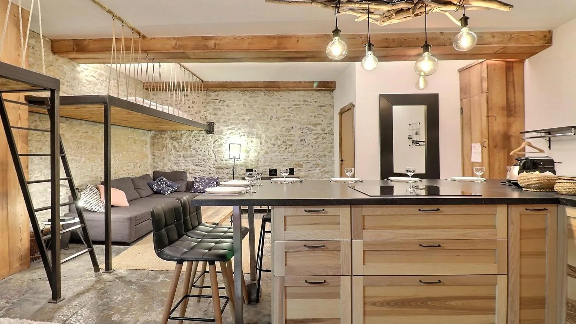 Le Blandan Spacious And Cozy Apartment - Lyon 1St 0*,  فرنسا