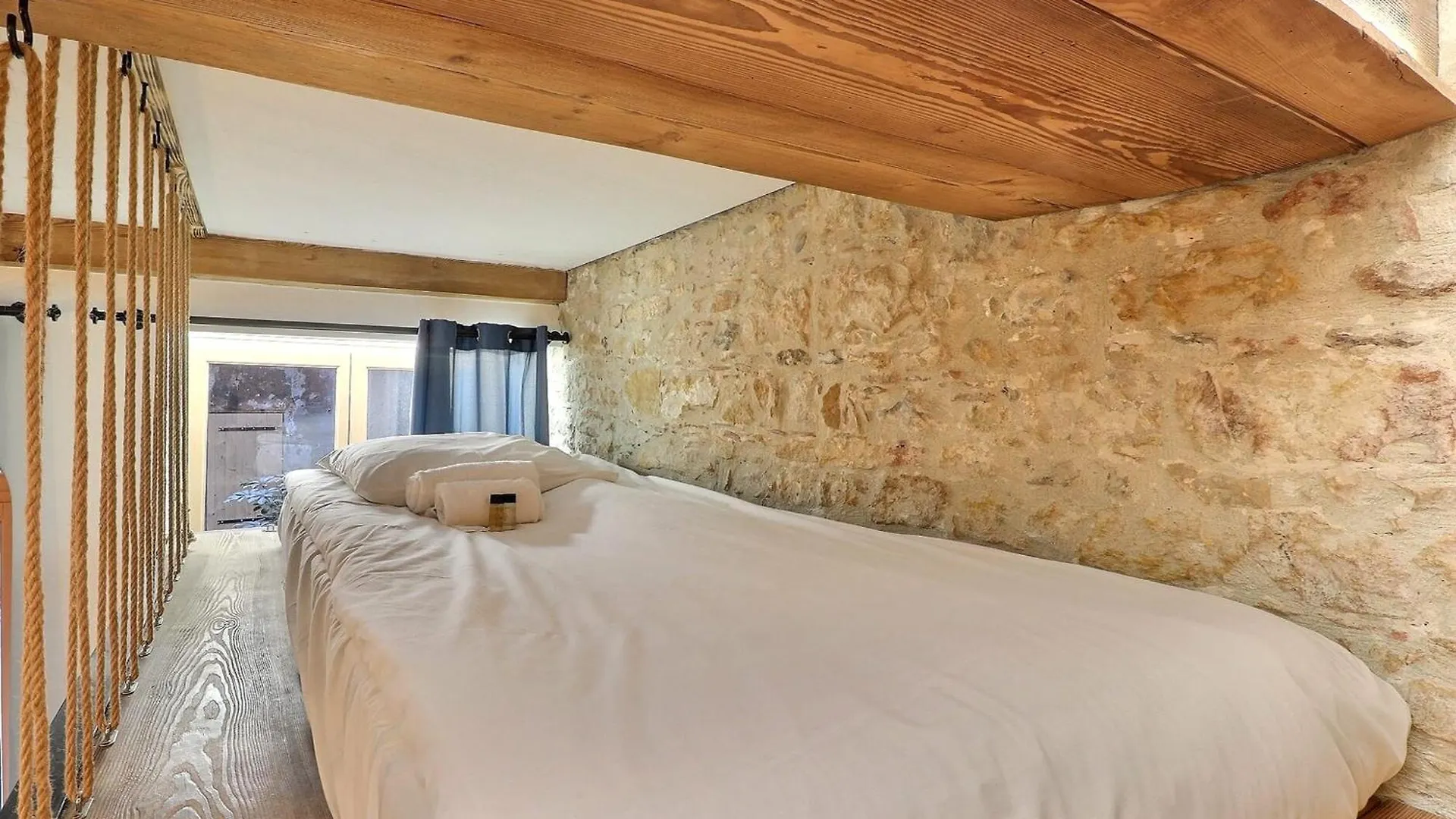 Le Blandan Spacious And Cozy Apartment - Lyon 1St France