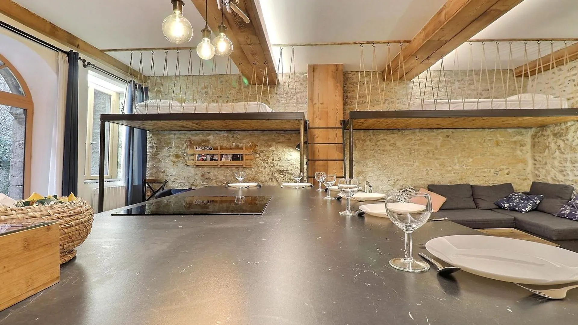 Le Blandan Spacious And Cozy Apartment - Lyon 1St France